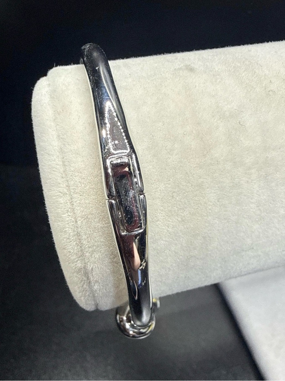 Kate Spade Sailor's Knot Hinge Bangle Silvertone 2469 - Picture 5 of 7